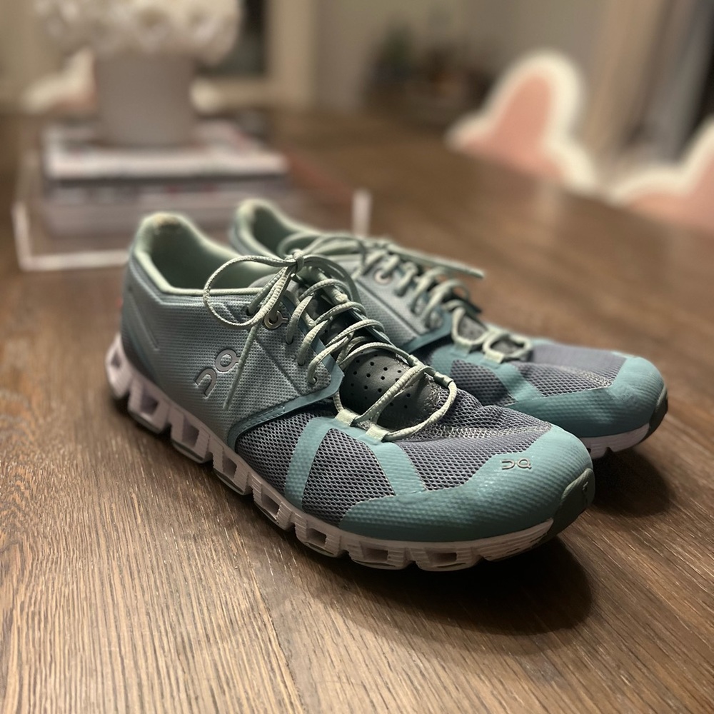 On Cloud 5 Running Shoe